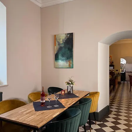 Apartment Schloss Zingst Querfurt