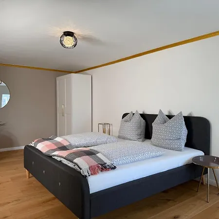 Lägenhet Schloss Zingst Querfurt