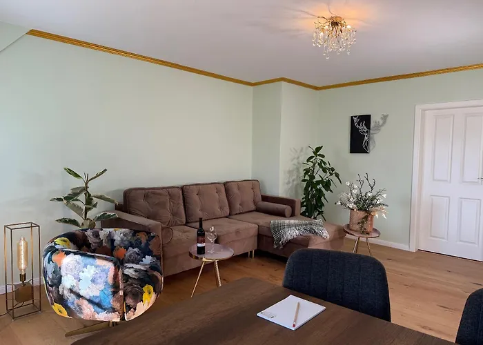 Schloss Zingst * Querfurt