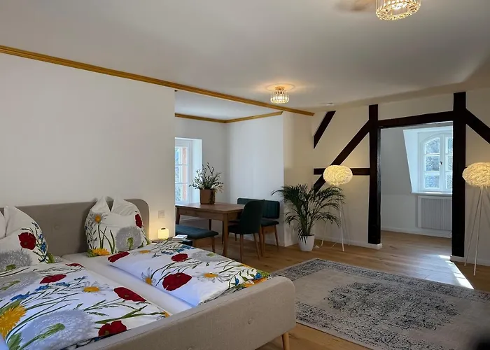 Schloss Zingst * Querfurt