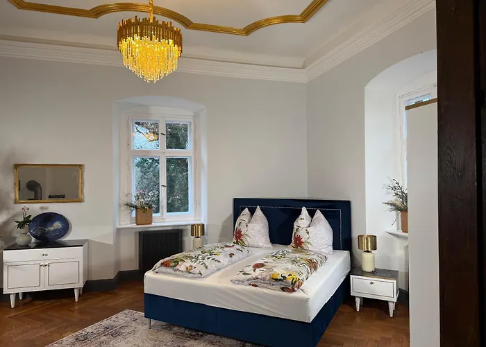 Schloss Zingst * Querfurt